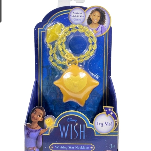 Disney Other - Disney Wish Movie Asha Star Heart Light Up Necklace Glow in Dark Wishing Feature